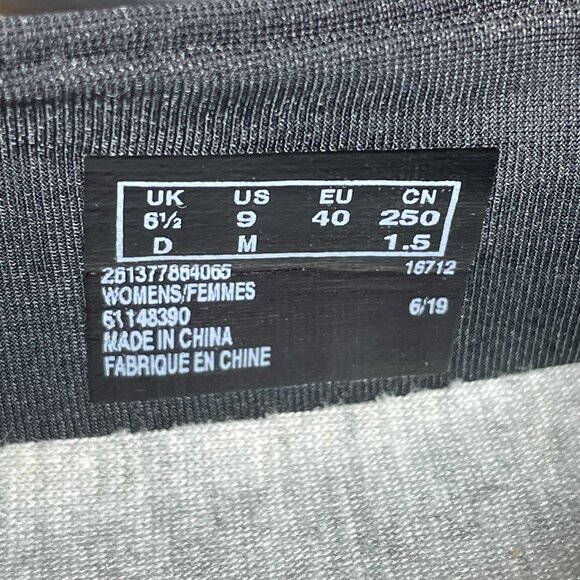 Clarks Ayla Low Womens Size 9 Shoes Navy Cloudsteppers Casual Comfort Slip On - Picture 13 of 13